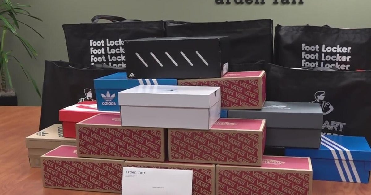 Sacramento volunteers step in after thieves try to steal presents from nonprofit