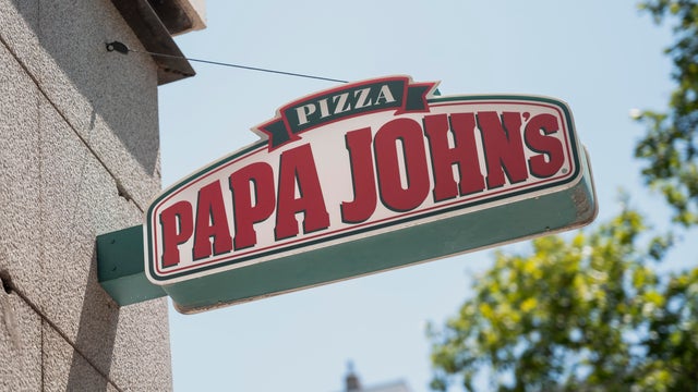 American pizza restaurant franchise, Papa John's Pizza, logo 