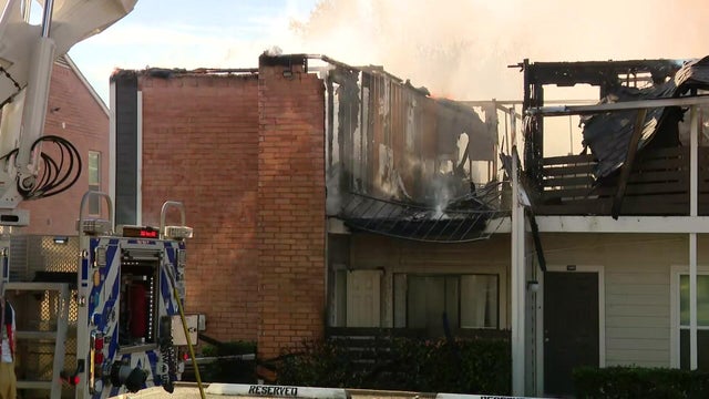 toc-12102025-fort-worth-3-alarm-fire.jpg 
