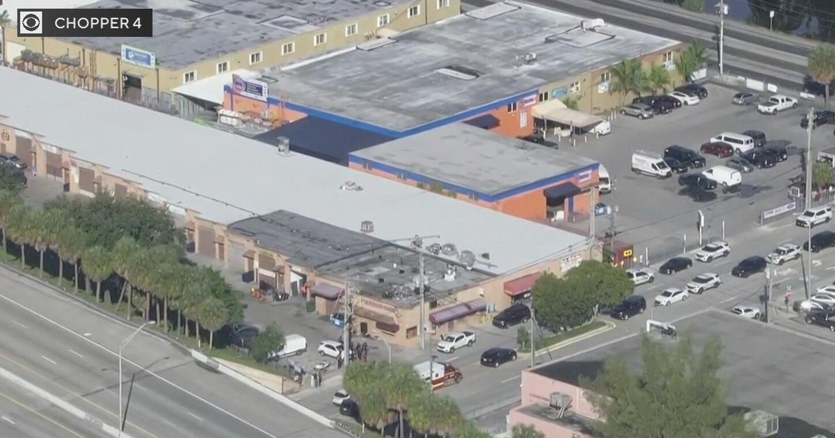 Hialeah police responding to reports of person barricaded inside building, officials say