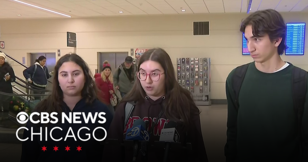 3 Chicago area students return home after deadly Brown University mass shooting