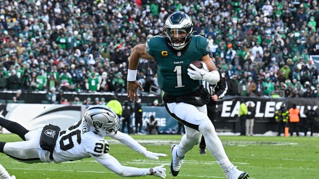 NFL: DEC 14 Raiders at Eagles 