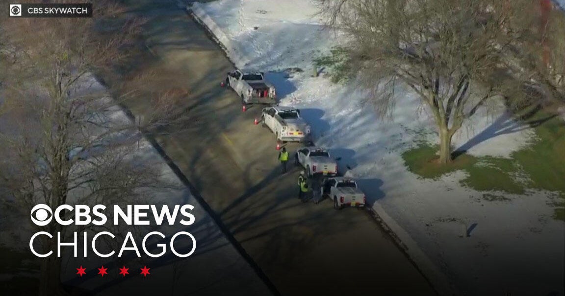 Falling ice punctures gas line in Elgin