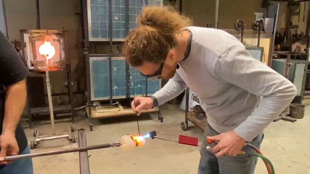 glassblowing-2.png 