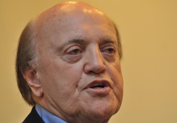 Former CNN war correspondent Peter Arnett attends a sharing session at University of Hong Kong. 11NOV11