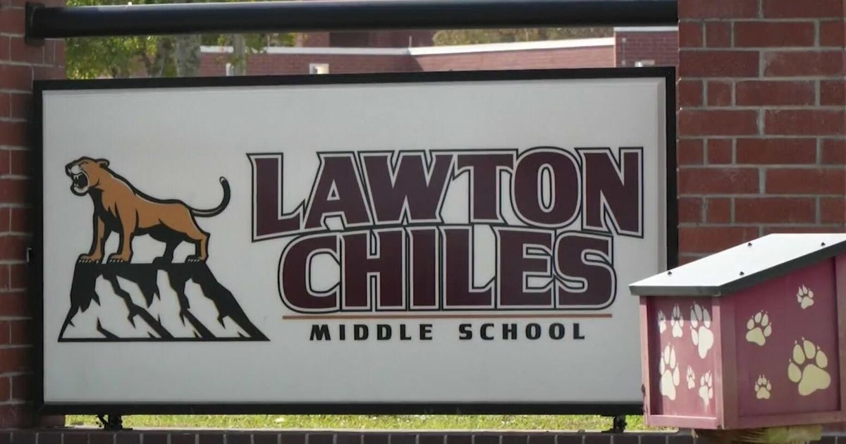 AI system mistakes student’s clarinet for a gun at middle school