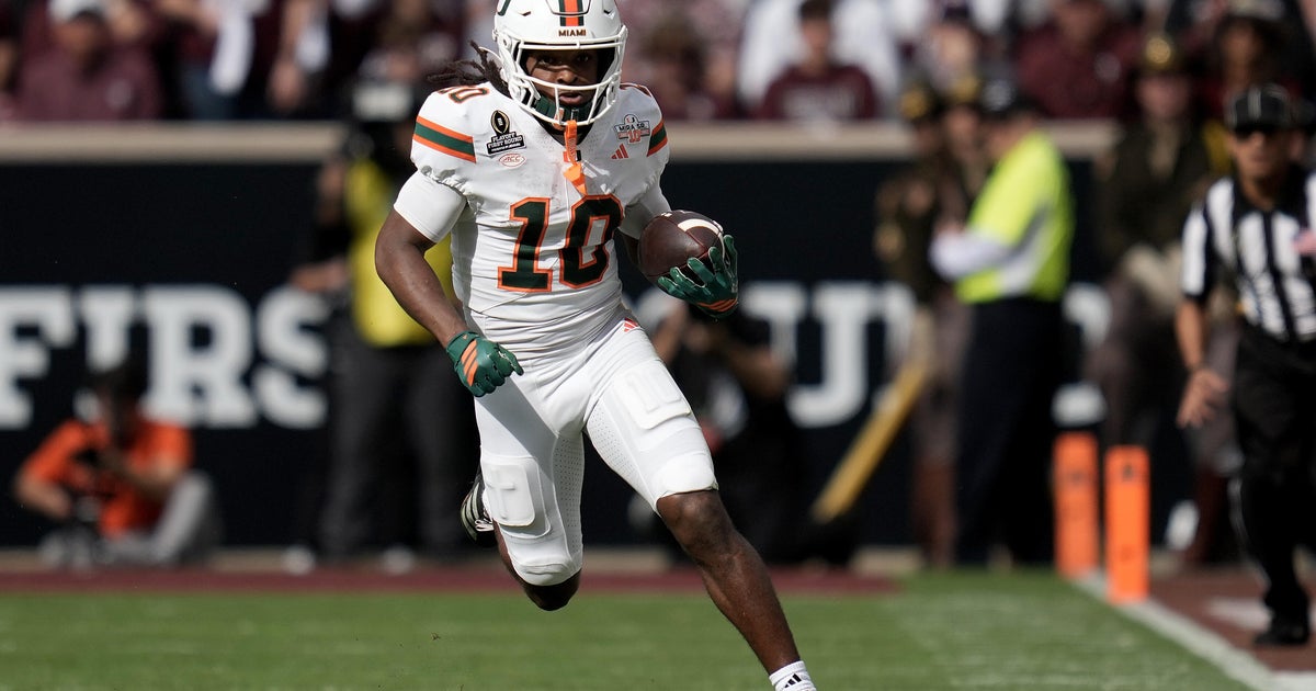 Miami Hurricanes beat Texas A&M Aggies 10-3 in College Football Playoff, will face No. 2 seed Ohio State Buckeyes in Cotton Bowl