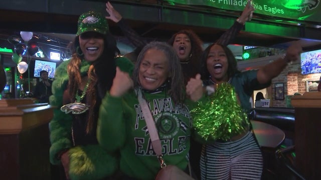 Fans celebrate in South Philadelphia as Eagles clinch playoff berth, repeat as NFC East champs 