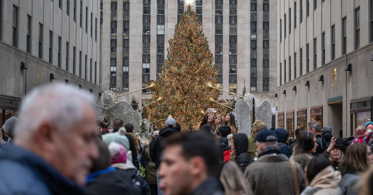 Потребителското доверие продължава да пада въпреки главоломния икономически растеж