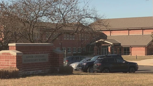 Exterior photo of Lower Gwynedd Elementary School 