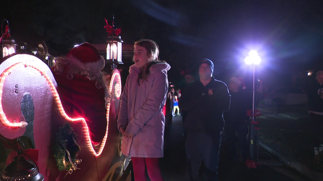Santa Claus Visits a Baltimore County Community 