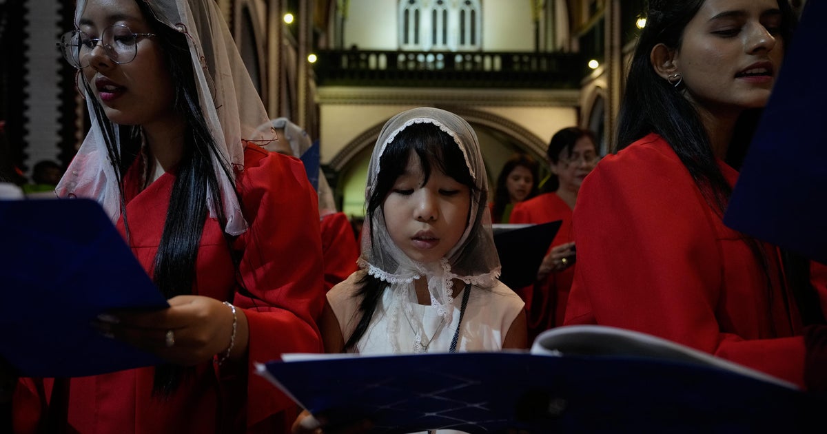 Снимки на начините, по които се празнува Коледа по целия свят