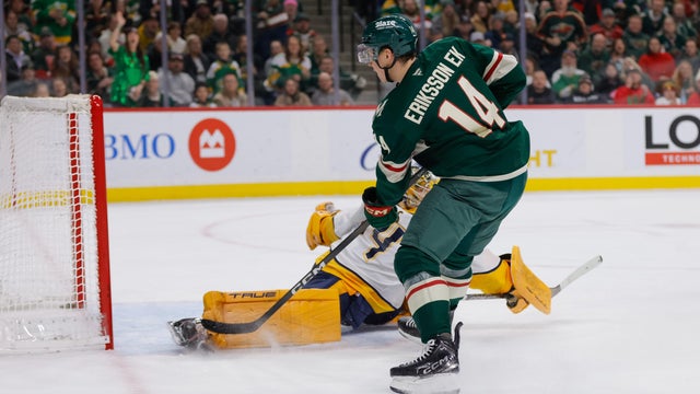 NHL: DEC 23 Predators at Wild 