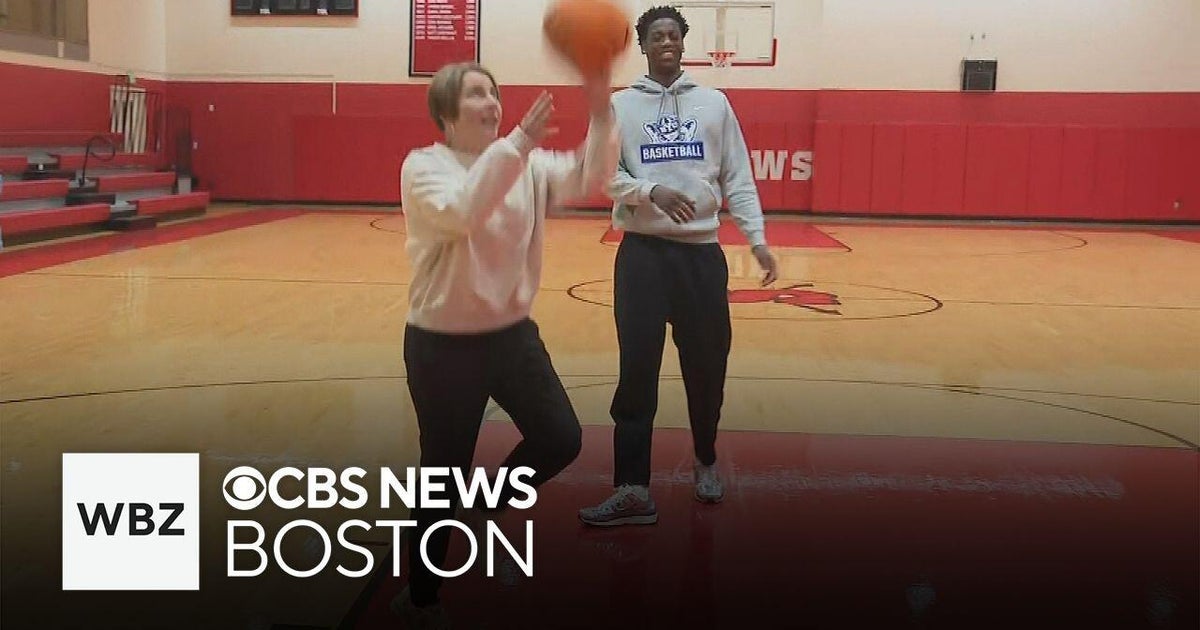 Massachusetts governor shoots hoops with college basketball star AJ Dybantsa