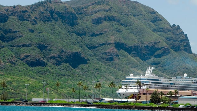 Cruise ship in the sea, Nawiliwili Beach Park, Kauai, Hawaii Islands, USA 