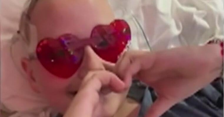 Pediatric patient in Indiana gets "Swiftie Magic" treatment