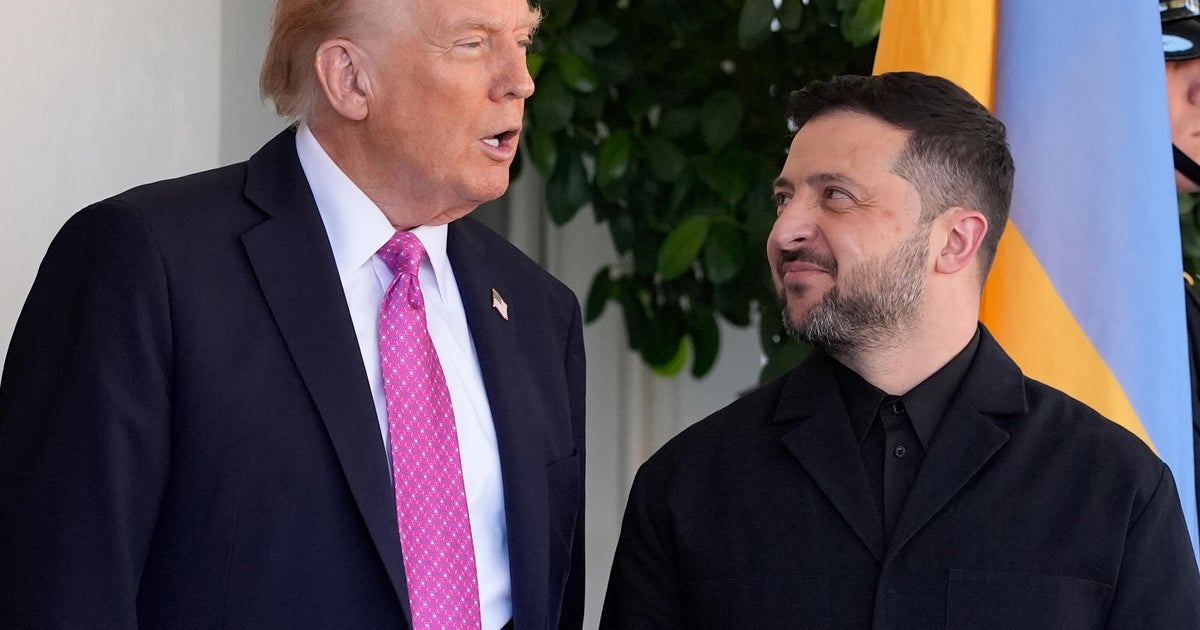 Trump and Zelenskyy meeting in Florida to talk Ukraine peace plan