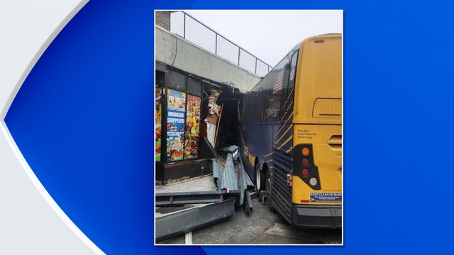 yonkers-bus-crash-1.jpg 