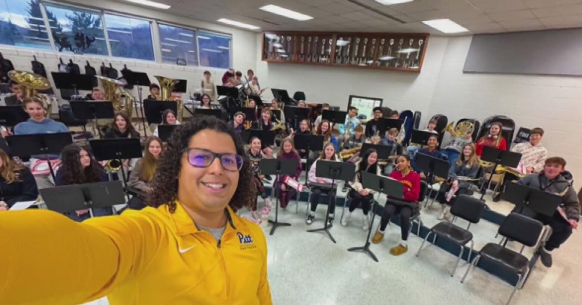 A Pennsylvania music teacher will play in the Rose Parade