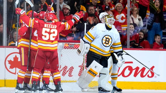 Boston Bruins v Calgary Flames 