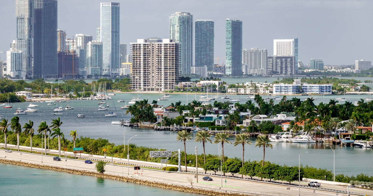 Florida tourism up as Canadians continue to back off on U.S. travel, reports say