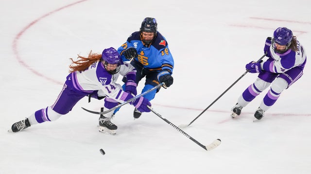 Sceptres-Frost game action 