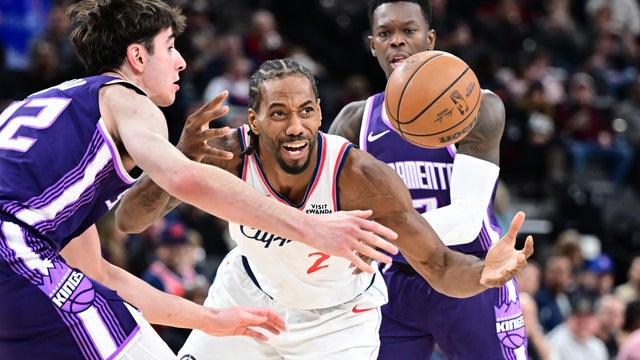 Kings Clippers Basketball 