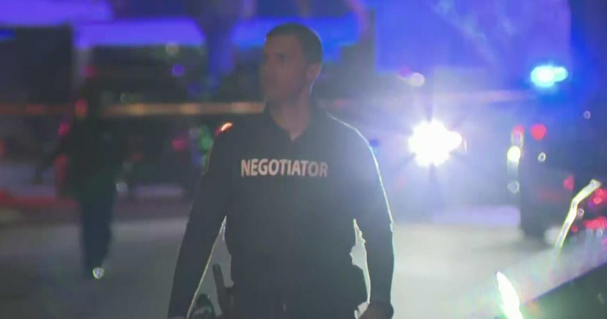 SWAT standoff in Miramar ends peacefully after five hours