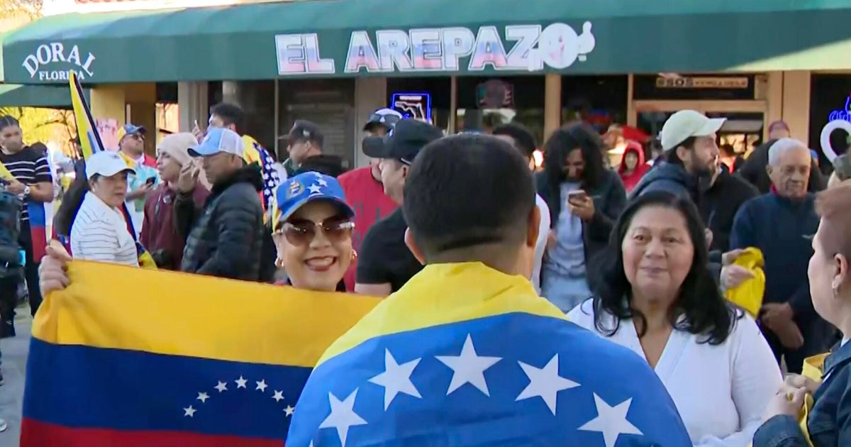 Joy, tears and chants of “freedom” as Venezuelans in South Florida react to Nicolas Maduro’s capture