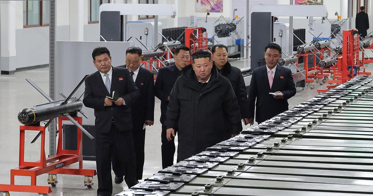 Северна Корея изстреля множество балистични ракети към източните си води