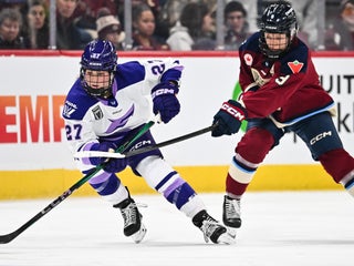 Victoire rally to beat the Frost 3-2 in overtime - CBS Minnesota