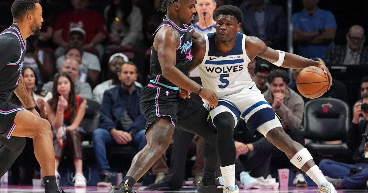 Edwards and Reid combine for 62, Minnesota Timberwolves win 125-115 to snap Miami Heat’s 4-game winning streak