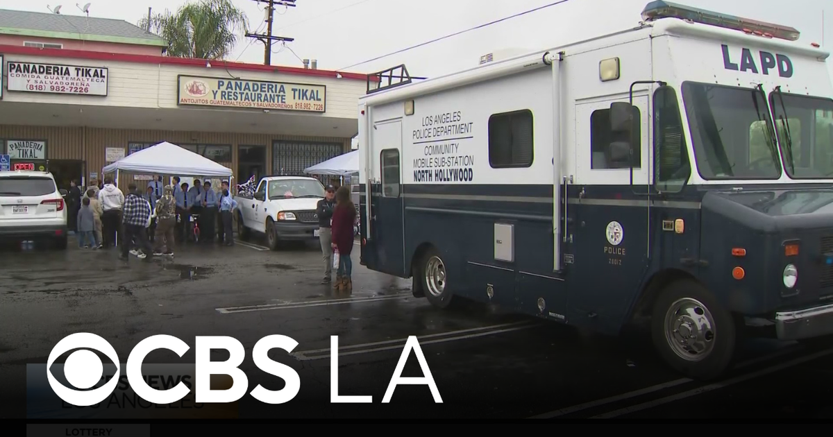 LAPD hosts forum on immigration policy in North Hollywood
