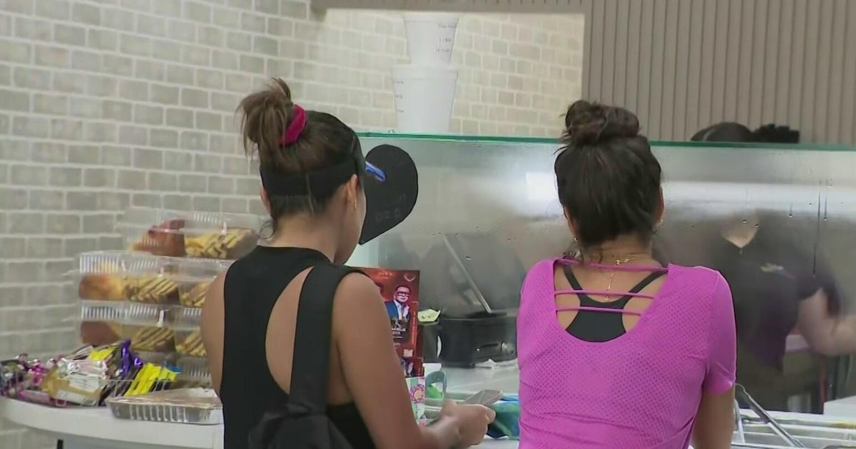 Doral businesses feel impact as Nicolás Maduro’s capture ends TPS and families consider returning