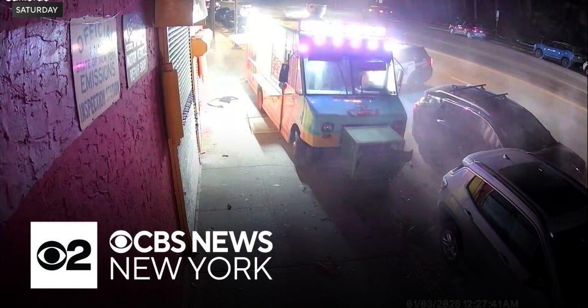 Off-duty Yonkers firefighter accused of reckless driving after crash