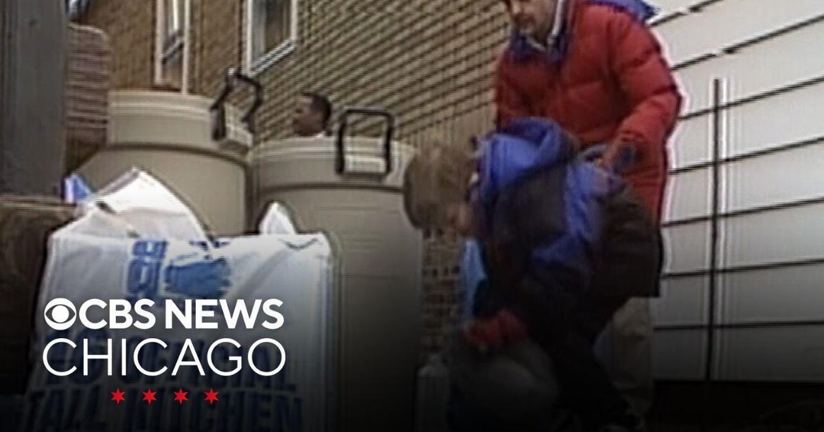 CBS Chicago Vault: The Blue Bag recycling program begins