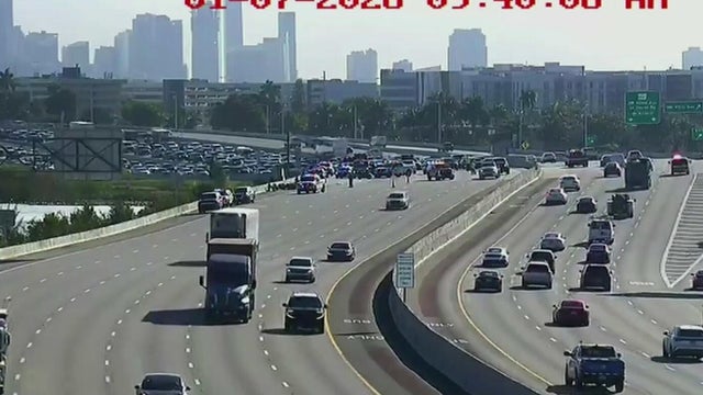 Flashing lights on top of police patrol car 