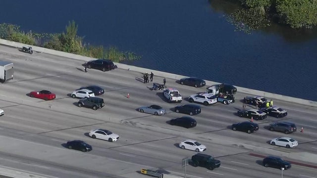 Flashing lights on top of police patrol car 