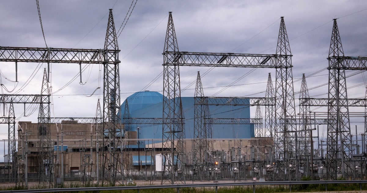 Meta прекрати три сделки за захранване на своите центрове за