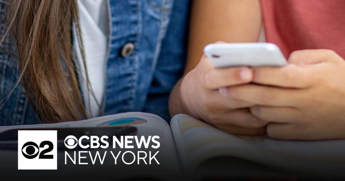 New Jersey bans phones in schools starting in 2026-27 academic year