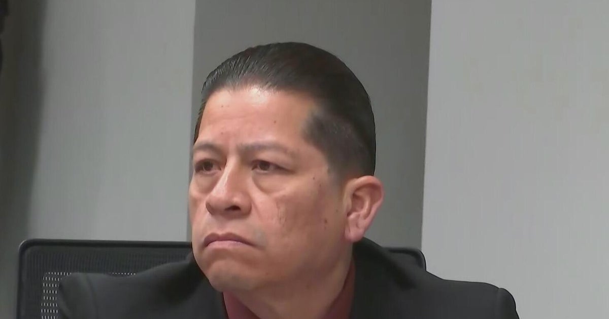 Testimony resumes in trial for former Uvalde officer accused of not ...