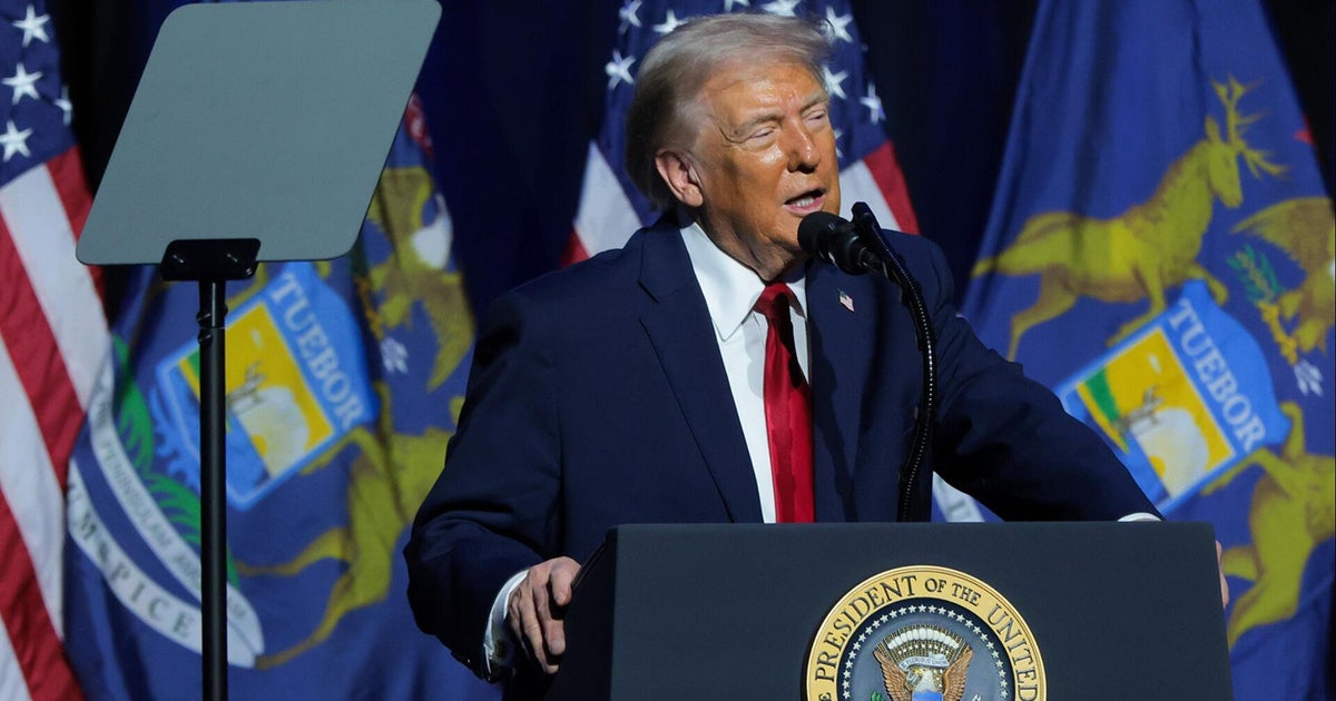 Trump speaks about economy, Federal Reserve in Detroit