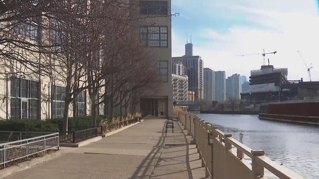 Near North Side riverwalk 