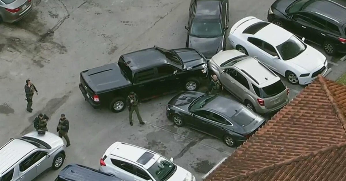 Woman critically injured in Northwest Miami‑Dade shooting - CBS Miami
