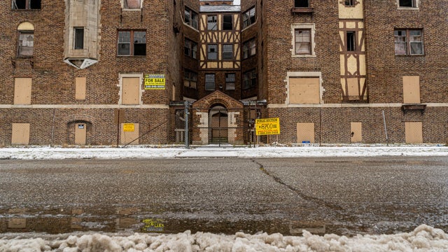 Detroit Abandoned Apartment Buildings 