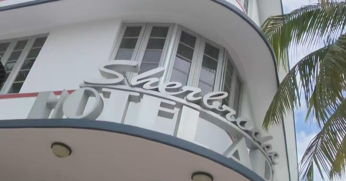 Miami Beach transforms into fan zone for College Football Playoff: Concerts, merch, and packed Hotel