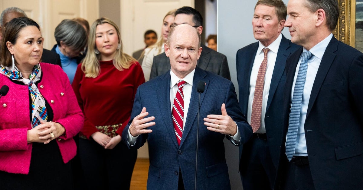 Republicans, Democrats travel overseas to discuss Greenland