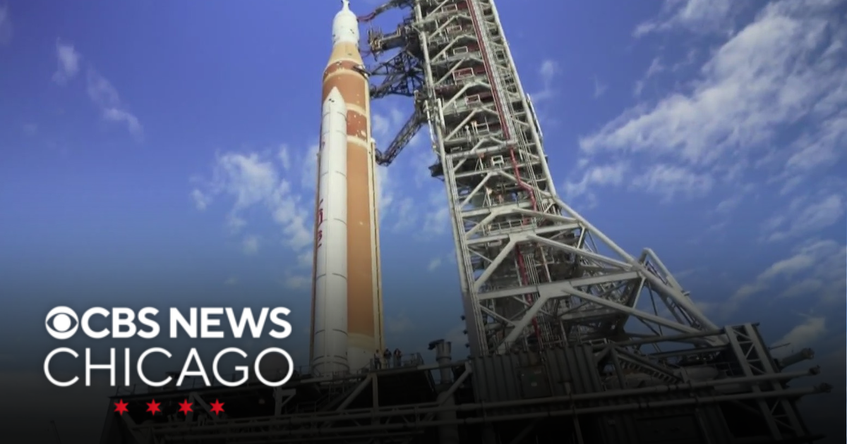 Artemis II moon rocket reaches launchpad