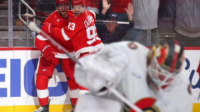 Ottawa Senators v Detroit Red Wings 