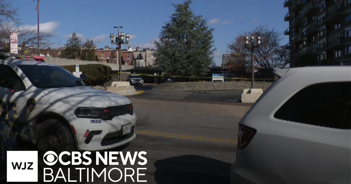 Person armed with knife shot by Baltimore Police officer - CBS Baltimore